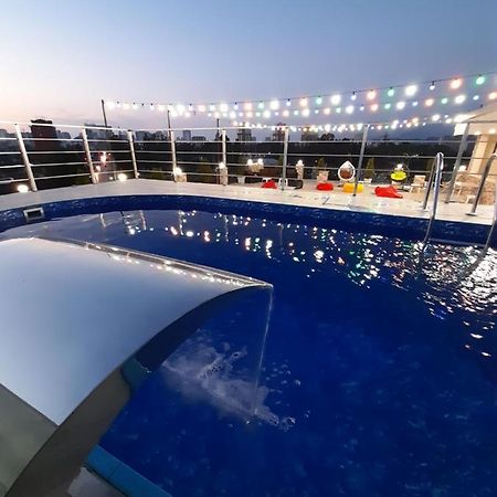 Hotel Wave Batumi Luaran gambar