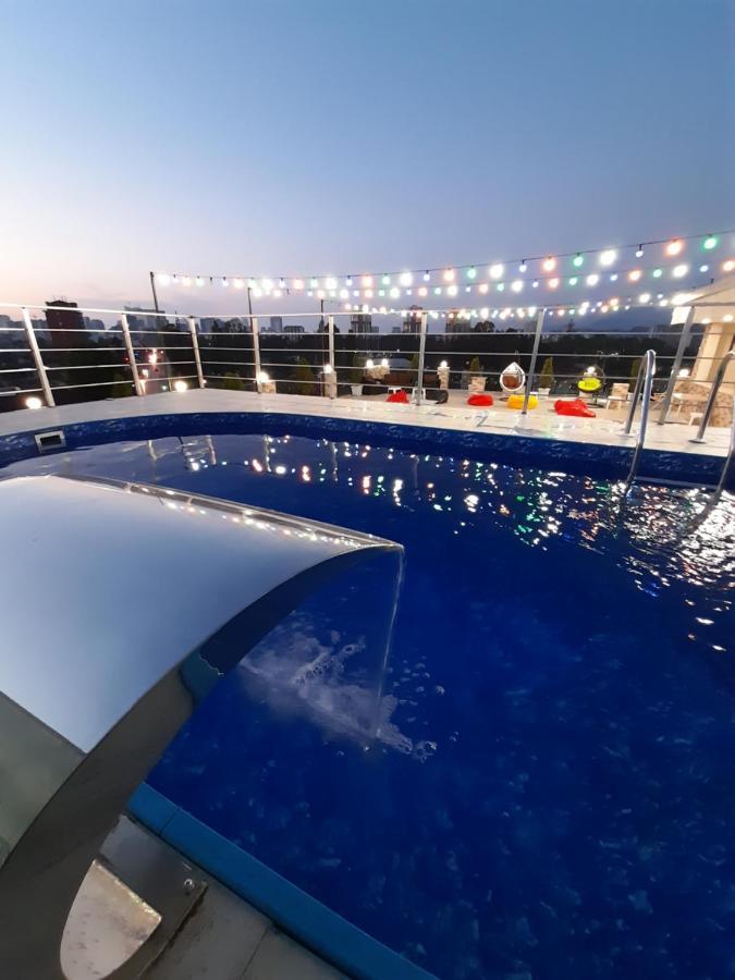Hotel Wave Batumi Luaran gambar