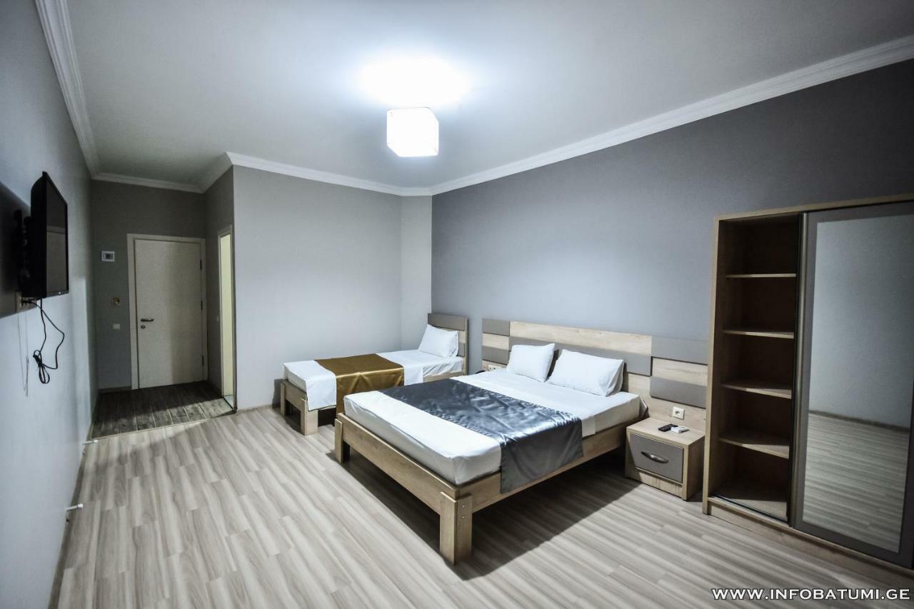 Hotel Wave Batumi Luaran gambar