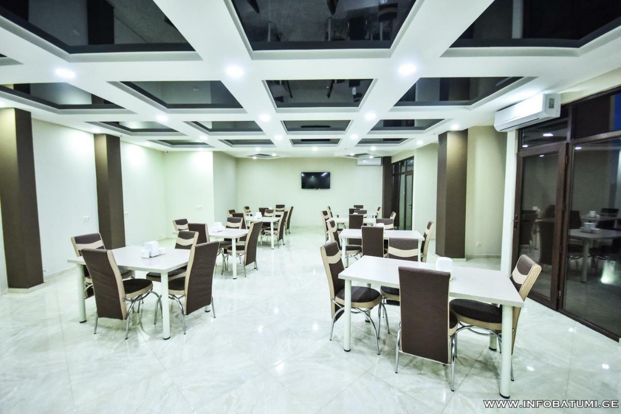 Hotel Wave Batumi Luaran gambar